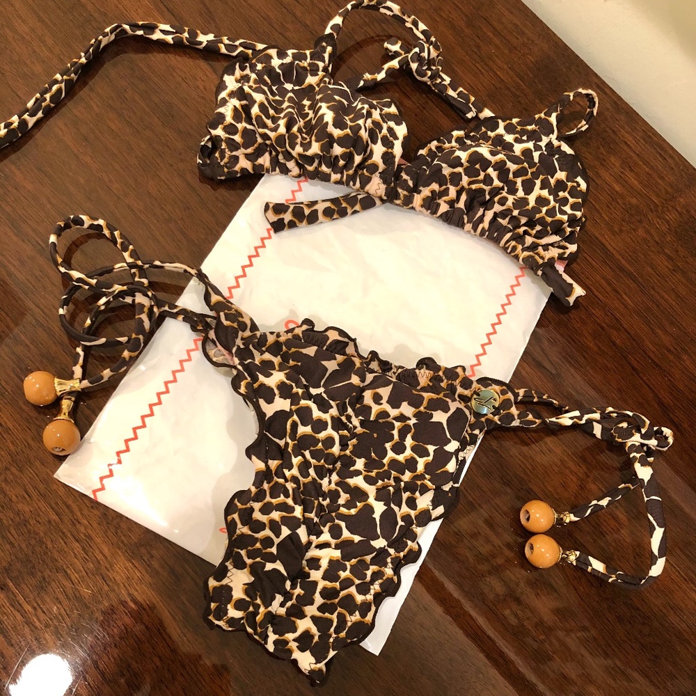 Salinas Ruffle Bikini Set in Leopard - Picture 3 of 5